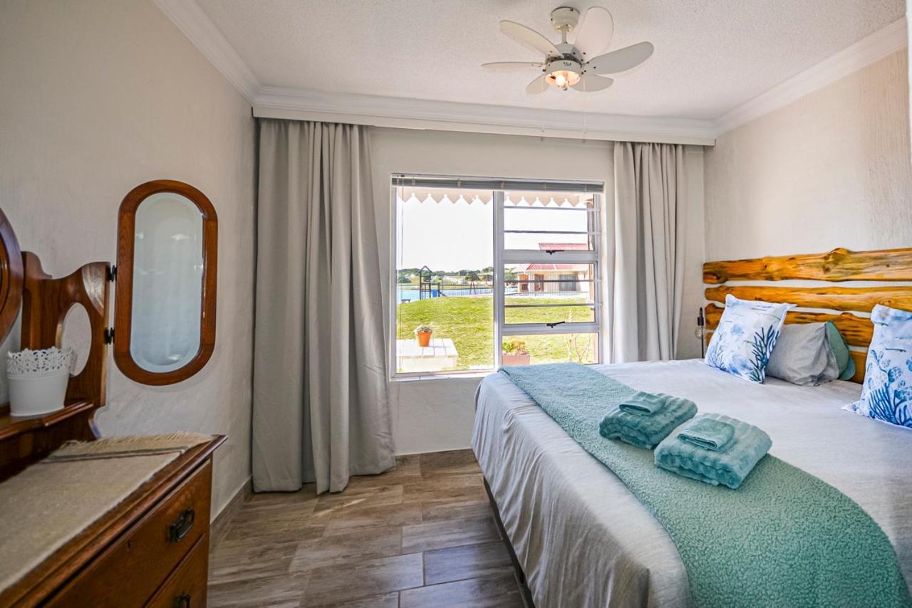 The Ark Guesthouse at Marina Martinique Jeffreys Bay Extérieur photo