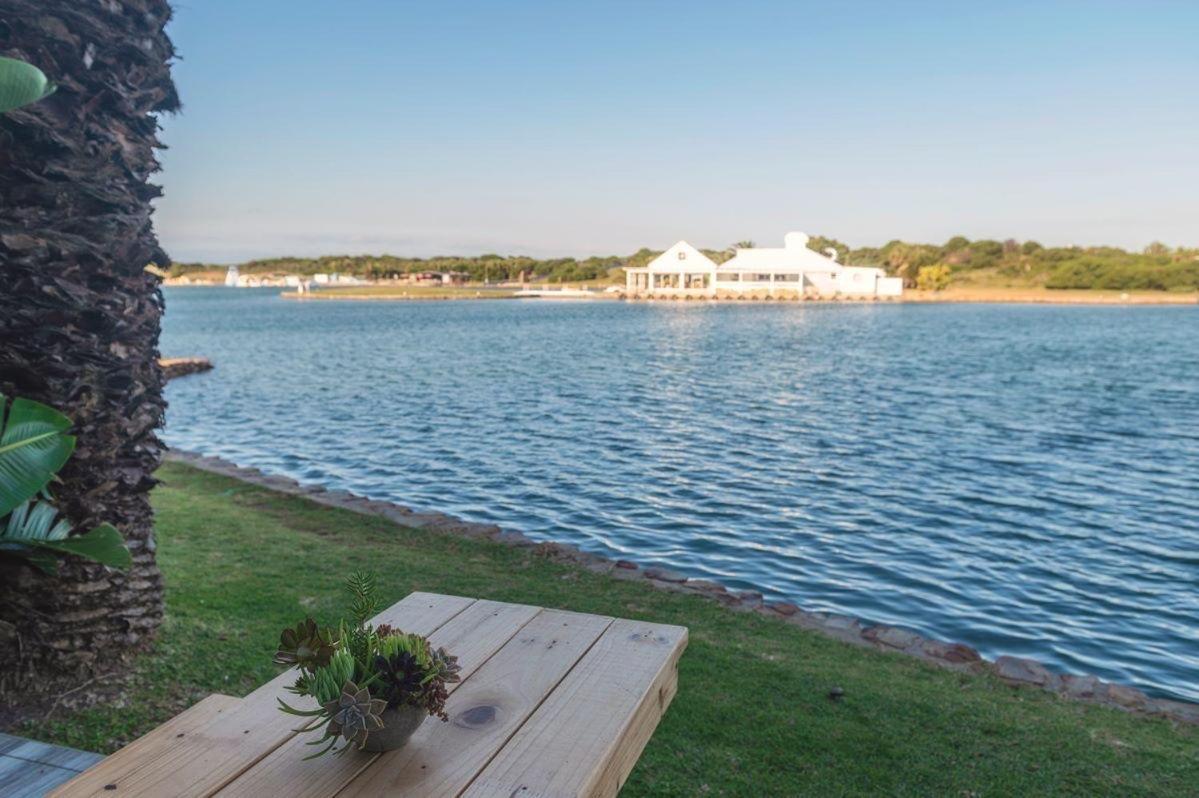 The Ark Guesthouse at Marina Martinique Jeffreys Bay Extérieur photo